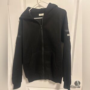 Comfrt Black Travel Essentials Zip Hoodie NWOT